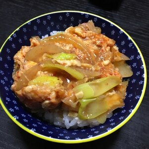 豚キムチ卵丼